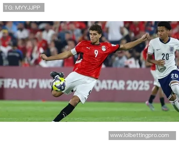 中超赛场巴萨小胜阿森纳引发转会风波全场沸腾