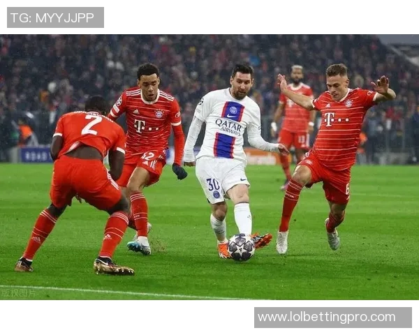 世界杯激战巴黎圣日耳曼与拜仁0比0战平补时进球引发全场狂欢战术解析