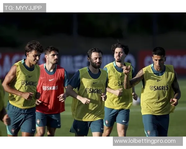 热刺友谊赛逆转本菲卡帽子戏法引争议判罚全场沸腾 热刺友谊赛逆转本菲卡帽子戏法引争议判罚全场沸腾