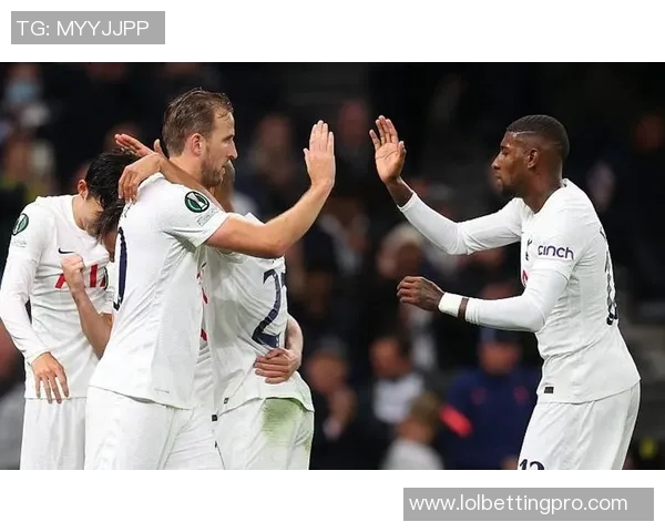 中超热刺小胜波尔图帽子戏法点燃全场激情瞬间回顾